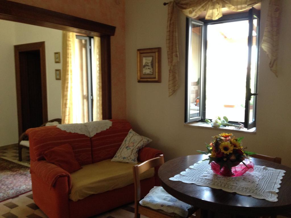 B&B Mar Tirreno Barcellona-Pozzo di Gotto Zewnętrze zdjęcie