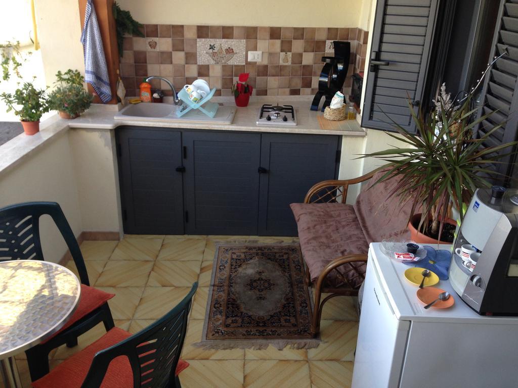B&B Mar Tirreno Barcellona-Pozzo di Gotto Zewnętrze zdjęcie